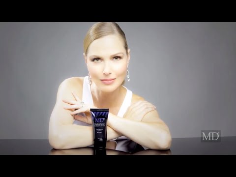 Video highlighting MD Flawless Factor BB Cream: SPF 35, lightweight coverage, anti-aging, brightening, and blemish-reducing benefits

